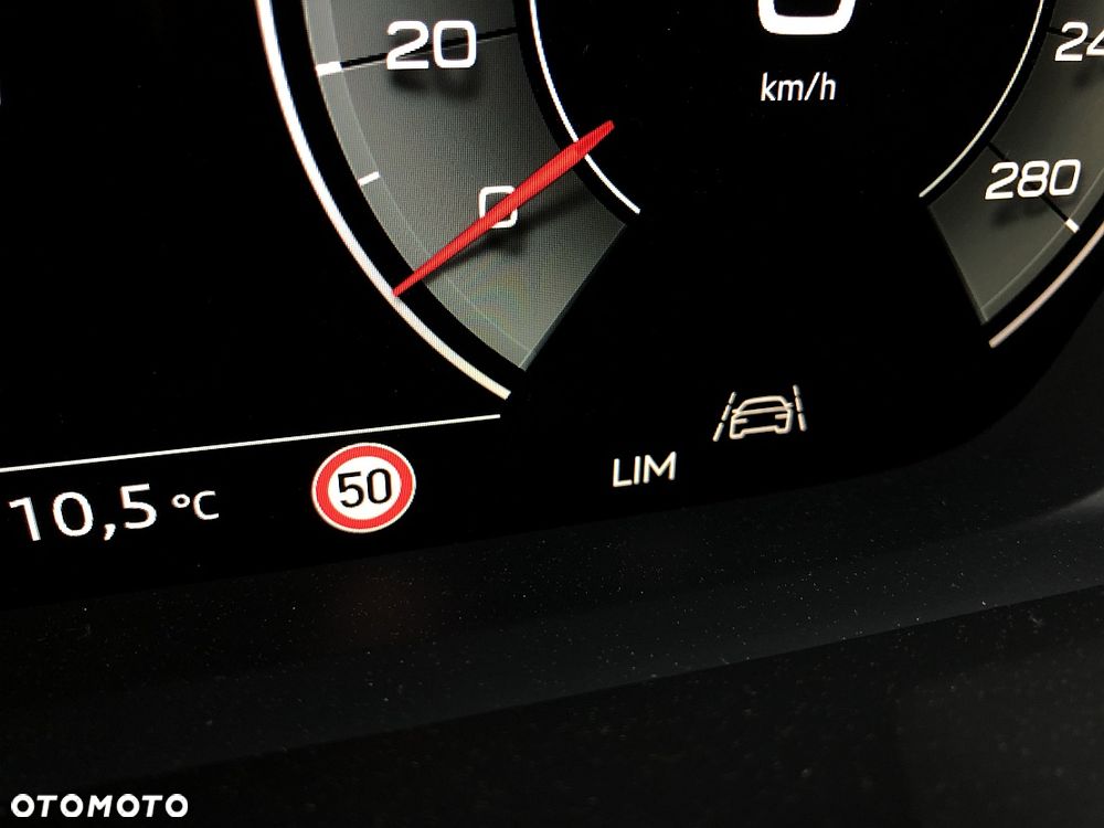 Audi Q3 - 23