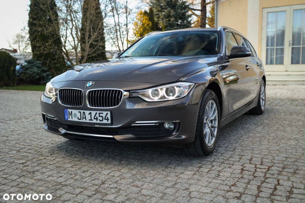 BMW Seria 3 320d Blue Performance Luxury Line - 5