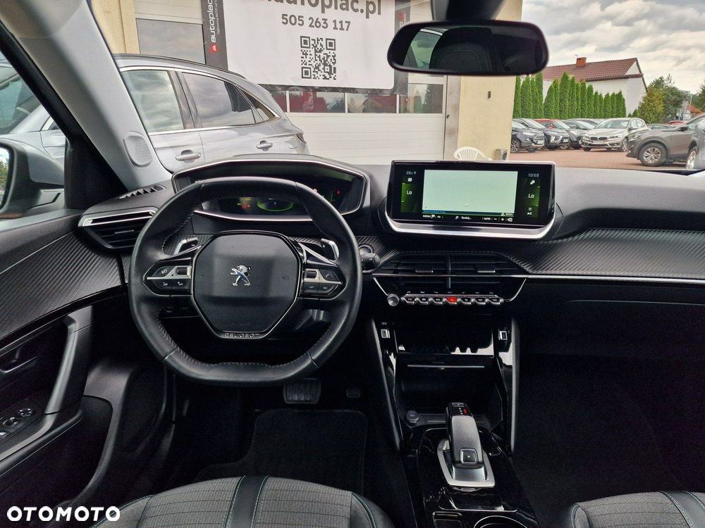 Peugeot 2008 1.5 BlueHDi Allure S&S EAT8 - 11