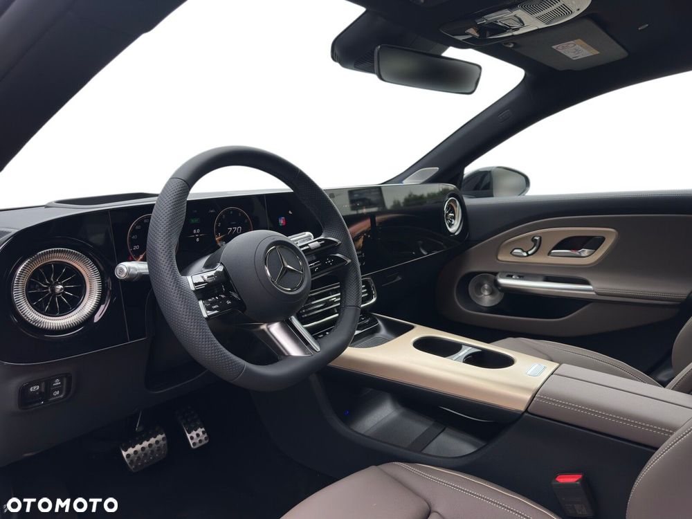 Mercedes-Benz CLA 220 mHEV 4-Matic 8G-DCT - 10