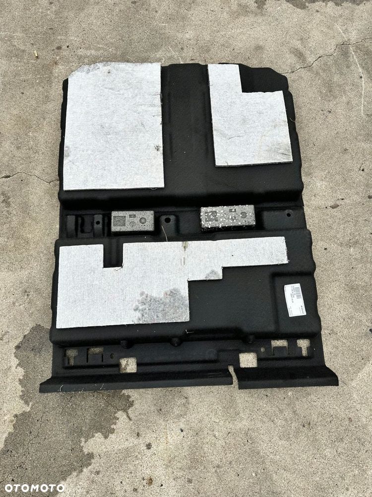 Podłoga Bagażnika BMW F11 2015r - 2