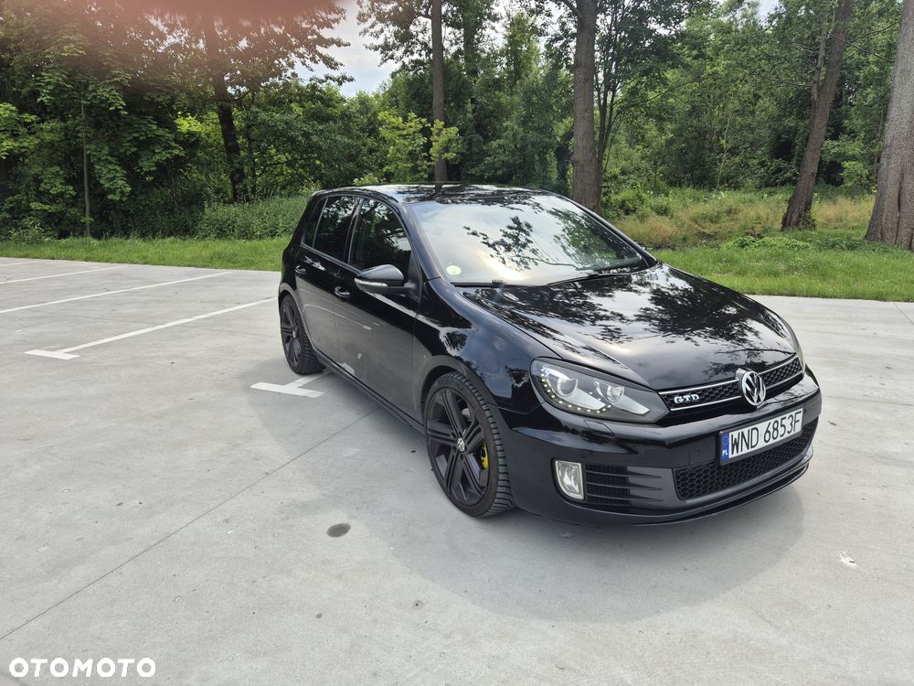 Volkswagen Golf 2.0 TDI GTD - 2