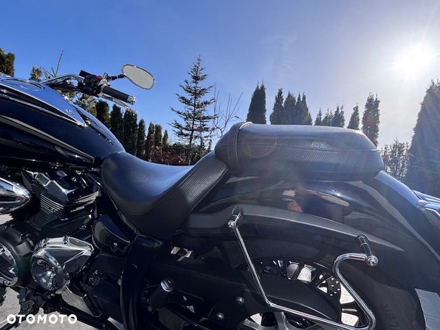 Yamaha XVS - 7