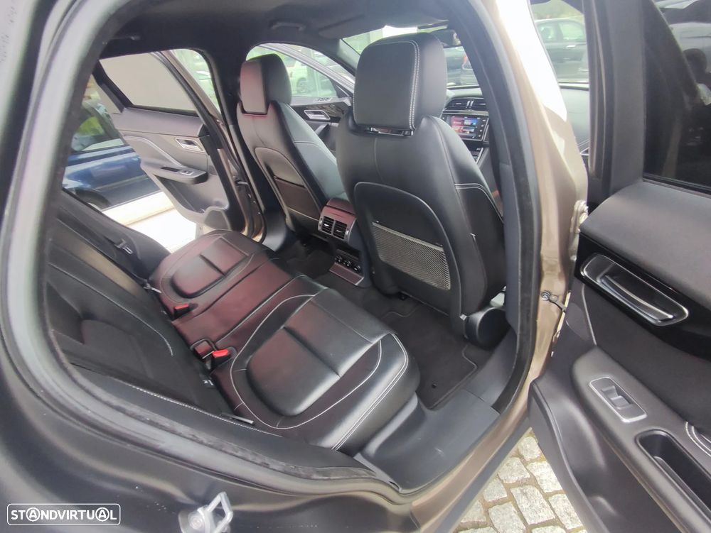 Jaguar F-Pace 20d AWD Aut. R-Sport - 16