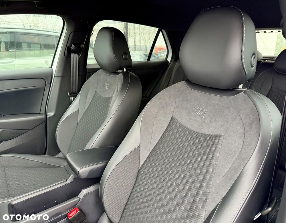 Volkswagen T-Roc 1.5 TSI R-Line DSG - 26