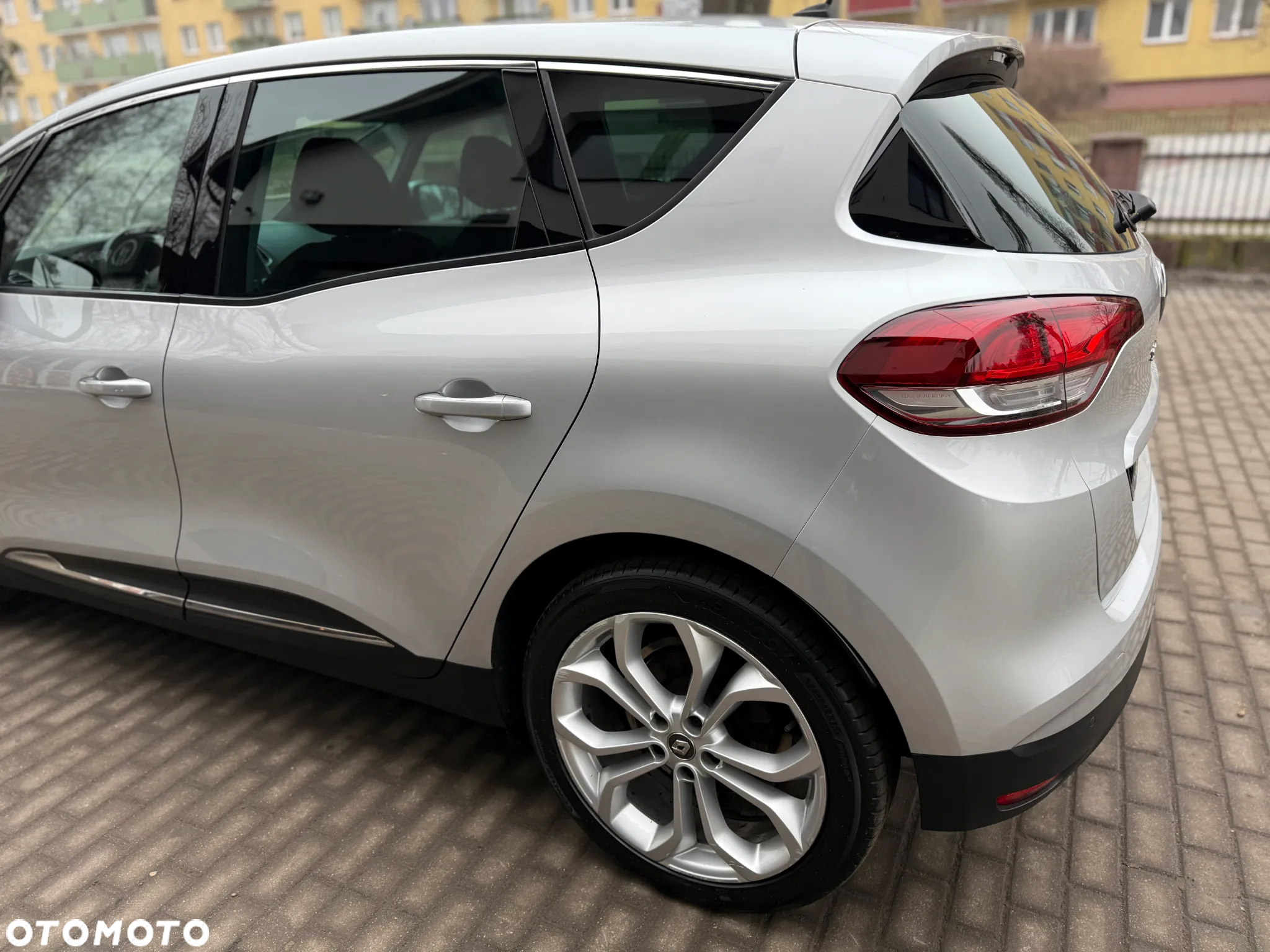 Renault Scenic 1.7 Blue dCi Zen - 25