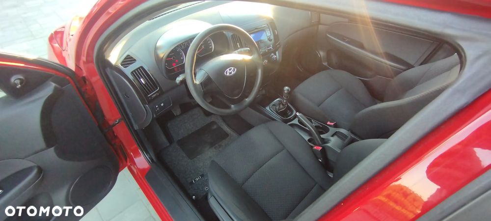 Hyundai i30 1.4 Blue Comfort - 13