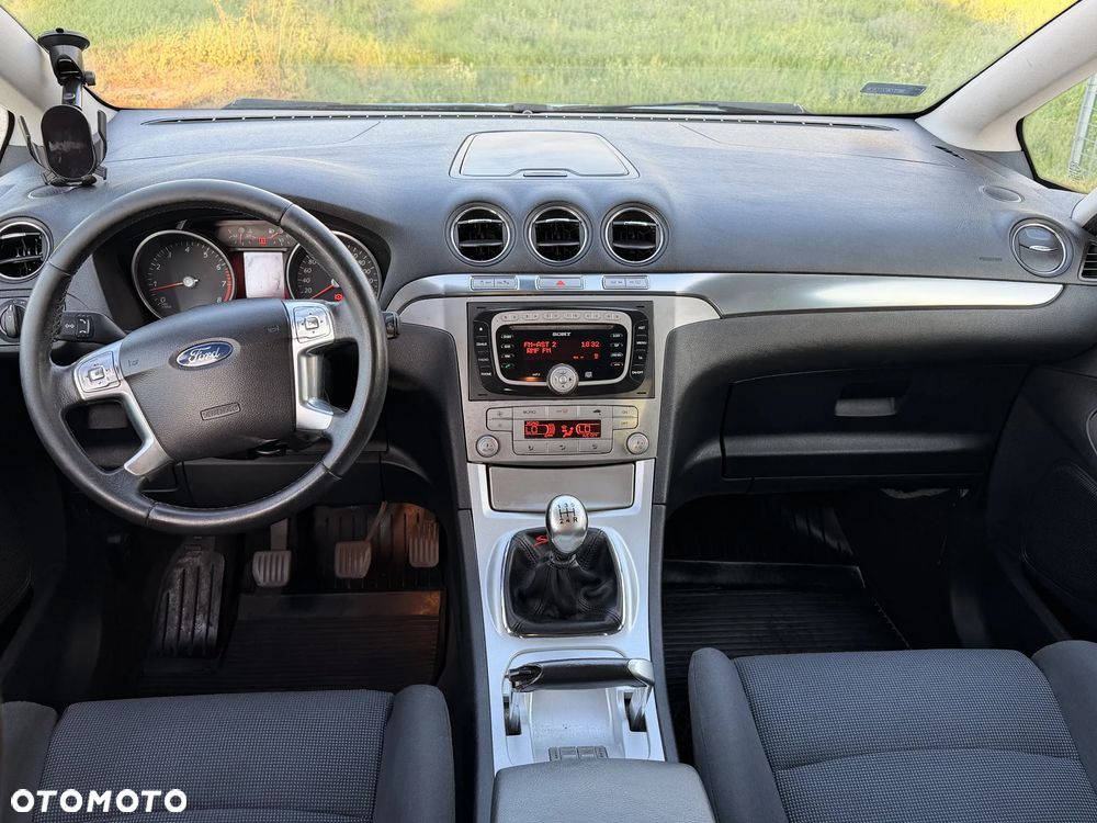 Ford S-Max 2.0 Ambiente - 14