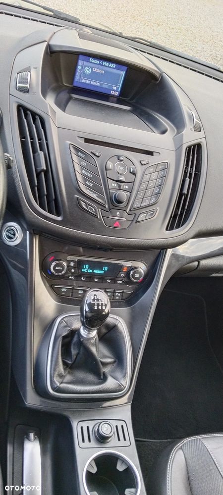 Ford Kuga 1.6 EcoBoost 2x4 Titanium - 20