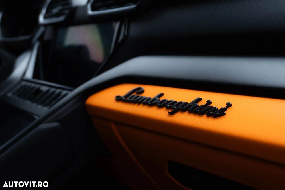 Lamborghini URUS - 34