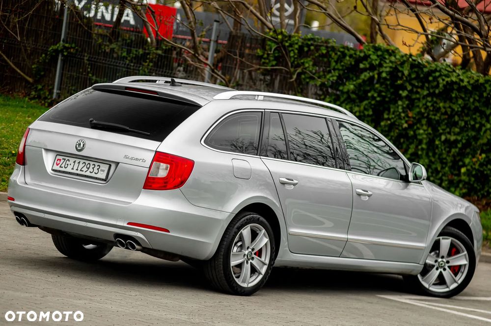 Skoda Superb 3.6 FSI 4x4 Elegance DSG - 6