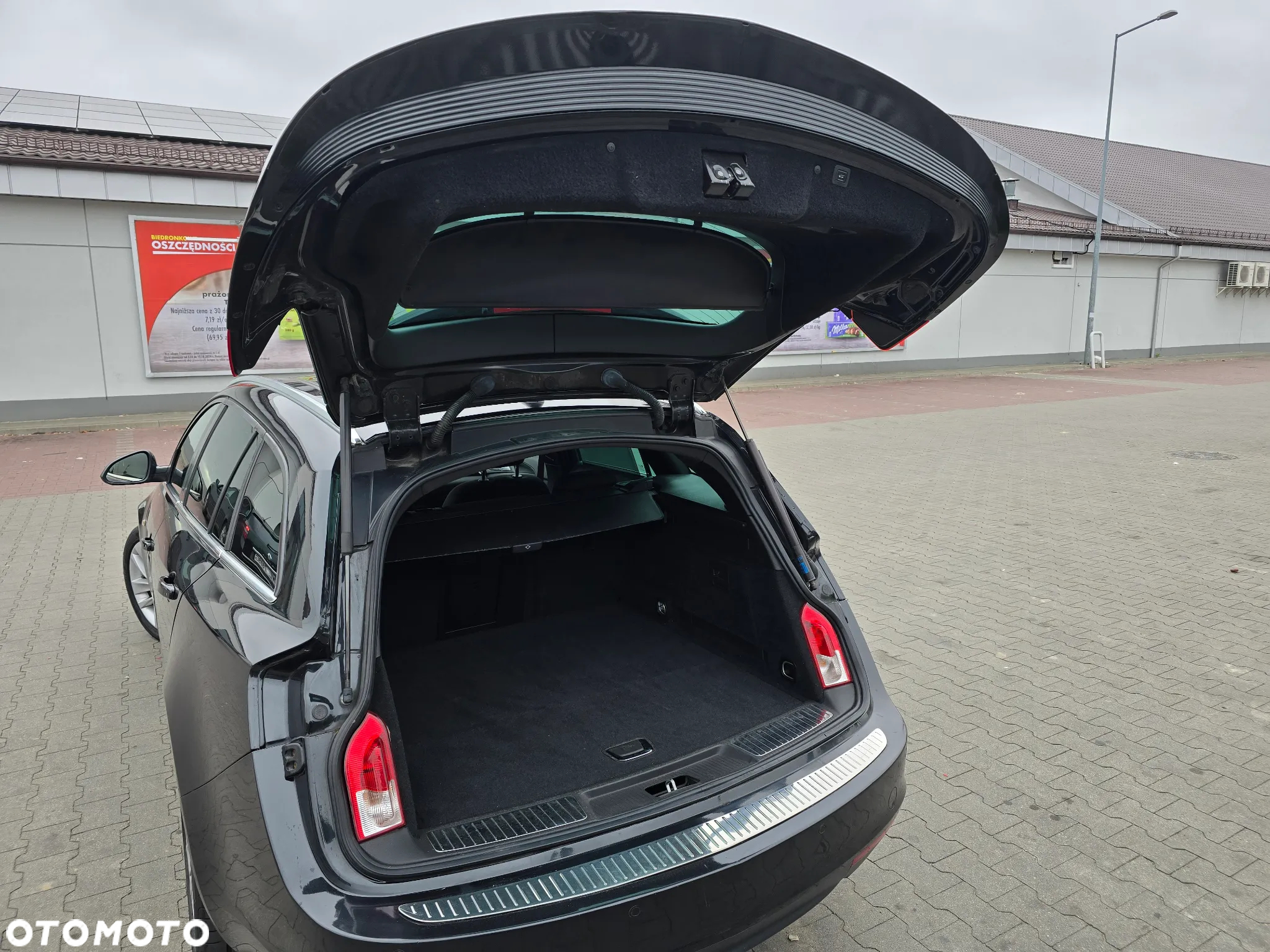 Opel Insignia - 10