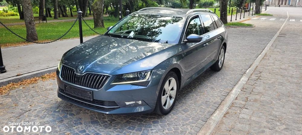 Skoda Superb 2.0 TDI 4x4 Style DSG - 11
