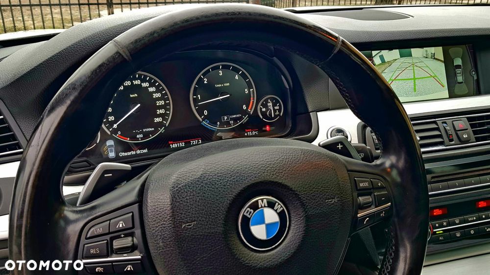 BMW Seria 5 530d xDrive - 10