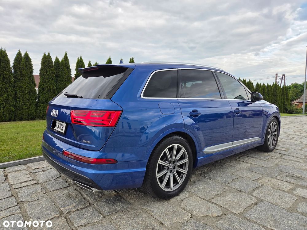 Audi Q7 - 3