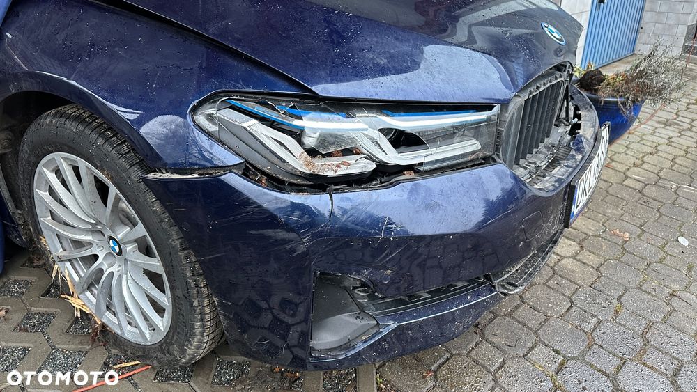 BMW Seria 5 530e xDrive Luxury Line sport - 25