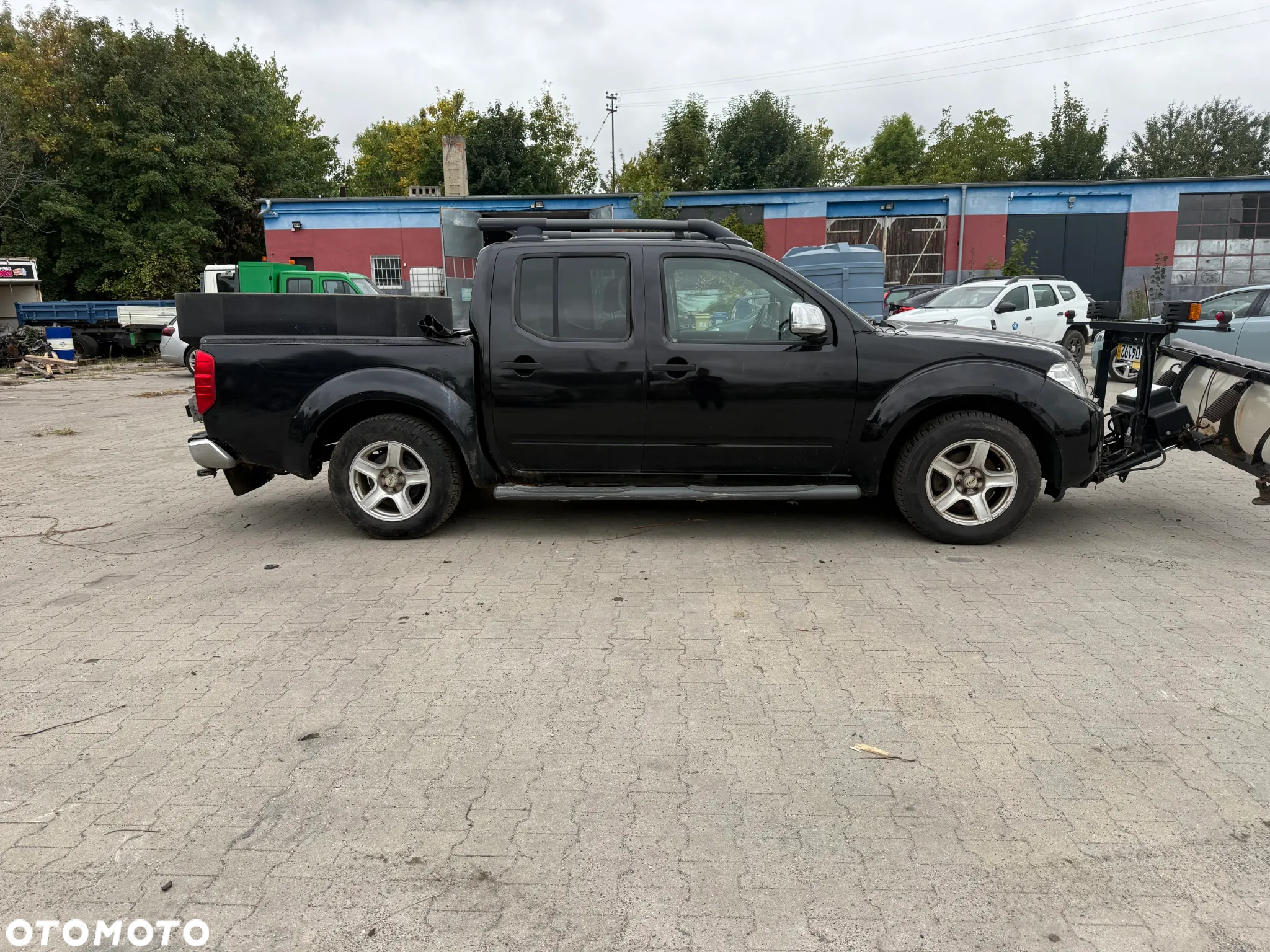 Nissan NAVARA - 8