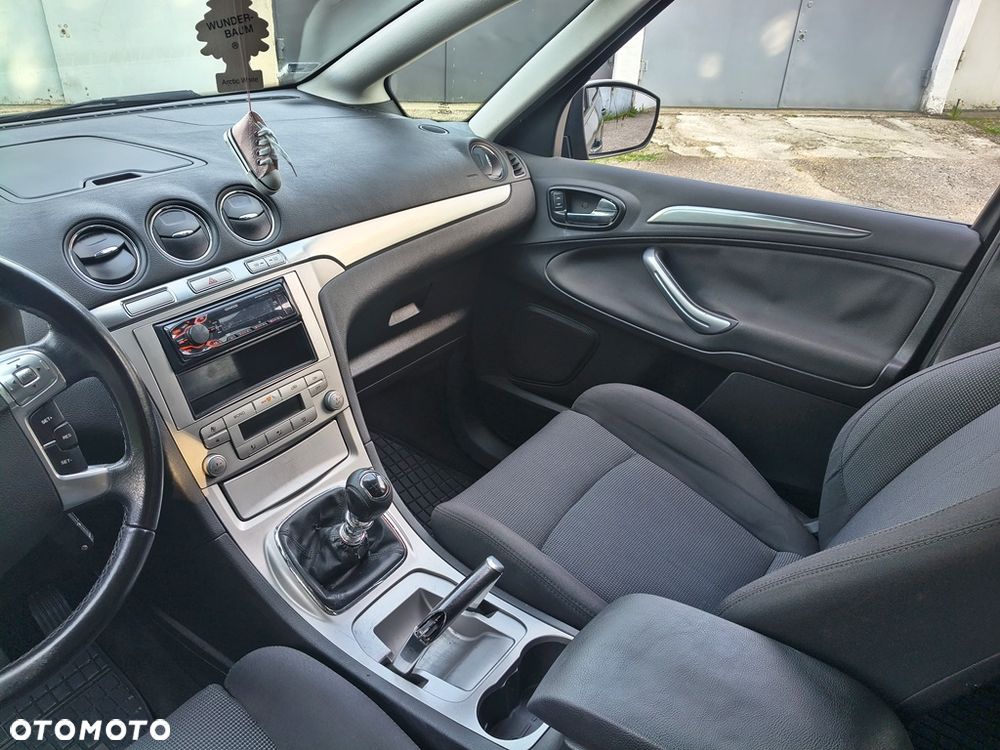 Ford S-Max 2.0 TDCi DPF Ambiente - 23