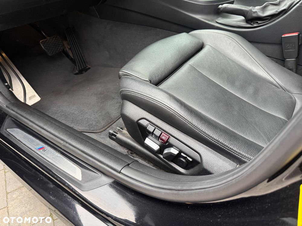 BMW Seria 3 330i Edition M Sport Shadow - 8