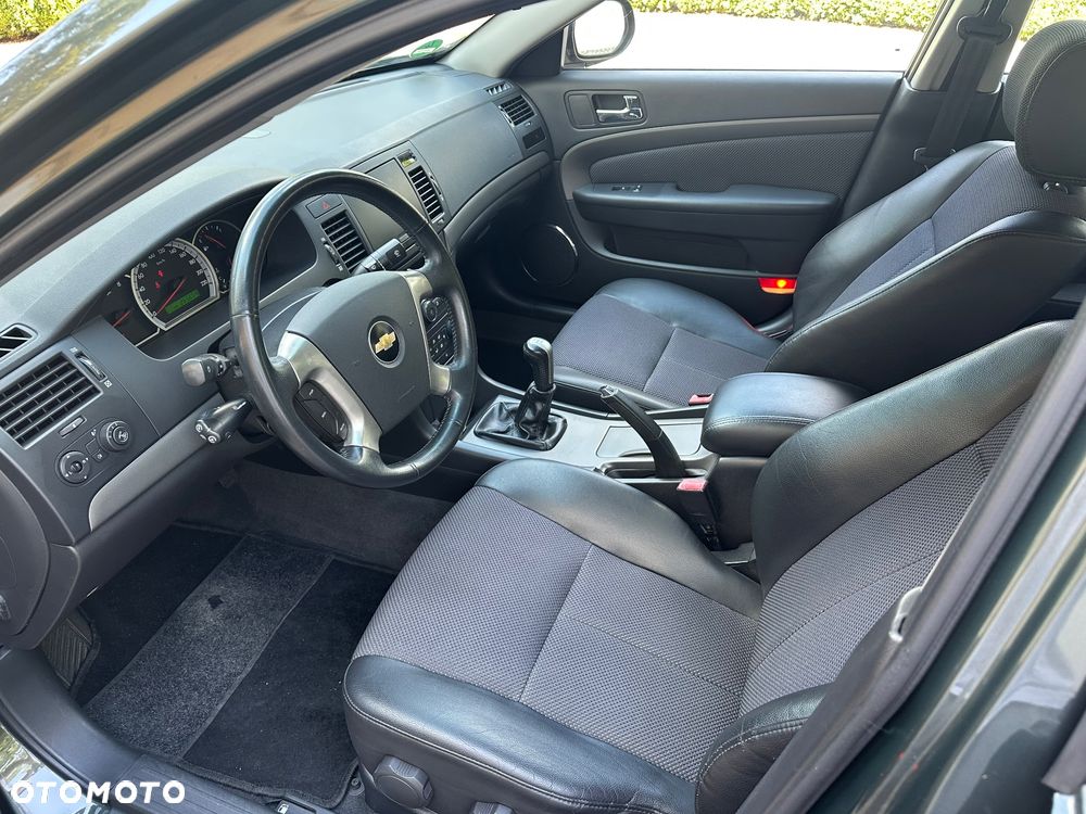 Chevrolet Epica 2.0 LS - 23