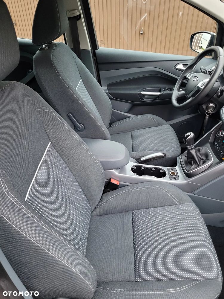 Ford C-MAX 1.6 Ti-VCT Champions Edition - 16