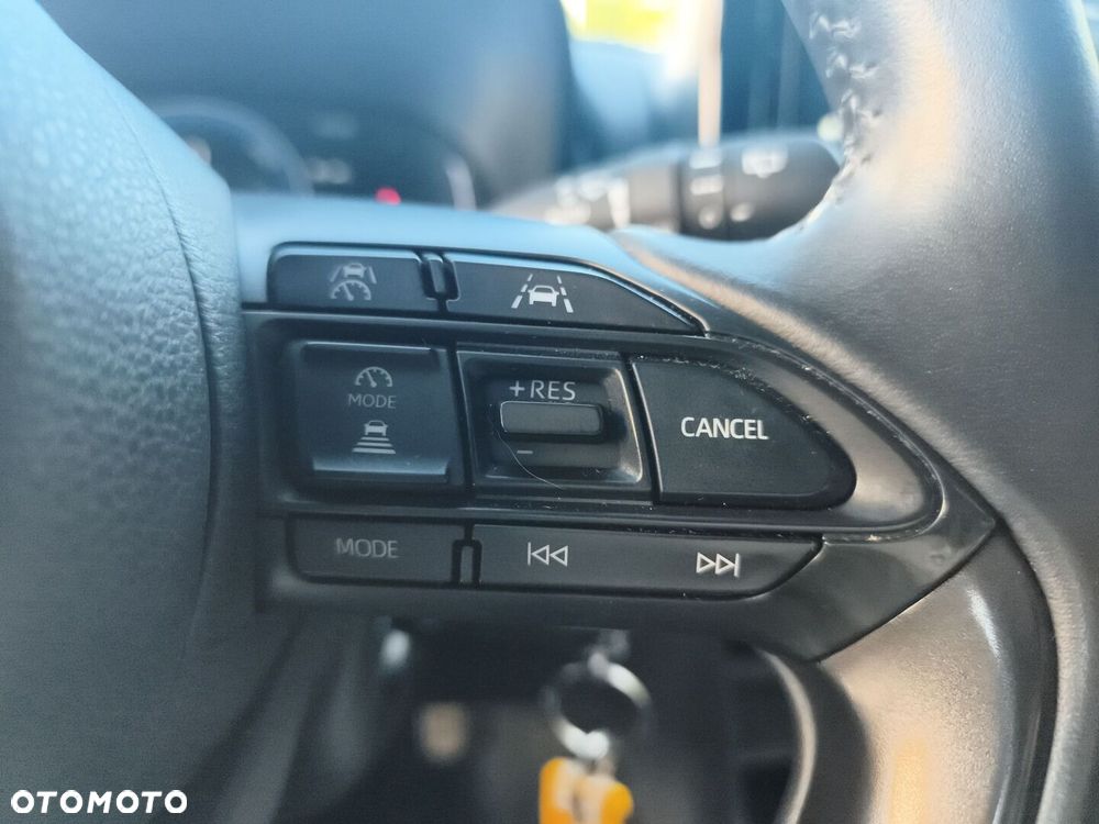 Toyota Yaris Cross Hybrid 1.5 Comfort - 25
