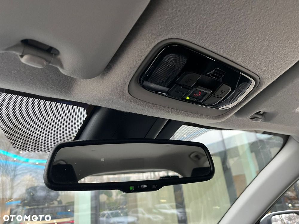 Toyota Yaris Cross Hybrid 1.5 Comfort - 31