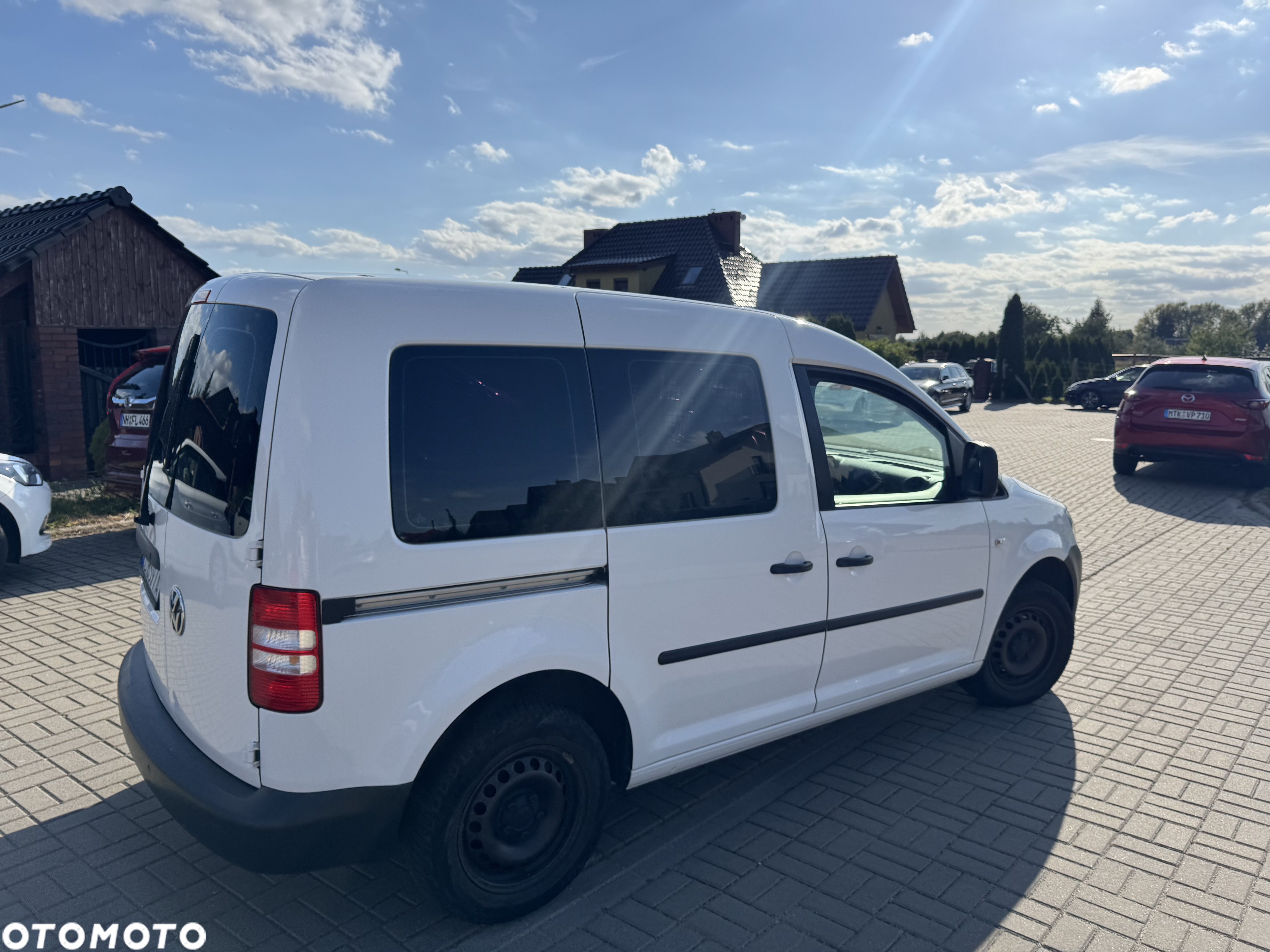 Volkswagen Caddy 1.6 TDI Comfortline - 8