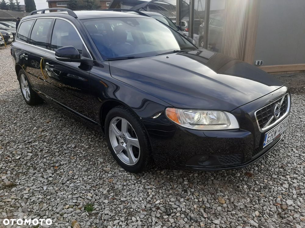 Volvo V70 D4 Geartronic Summum - 4