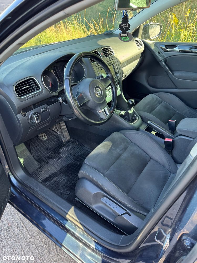 Volkswagen Golf 2.0 TDI DPF Highline - 8