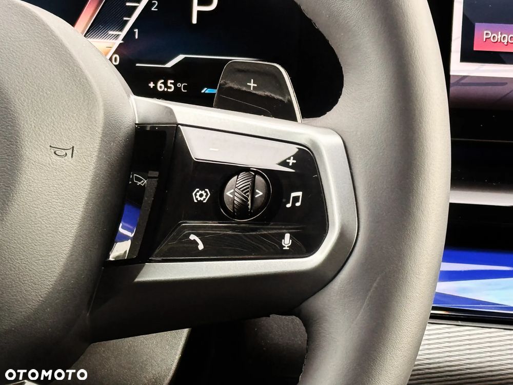 BMW Seria 5 520i - 23