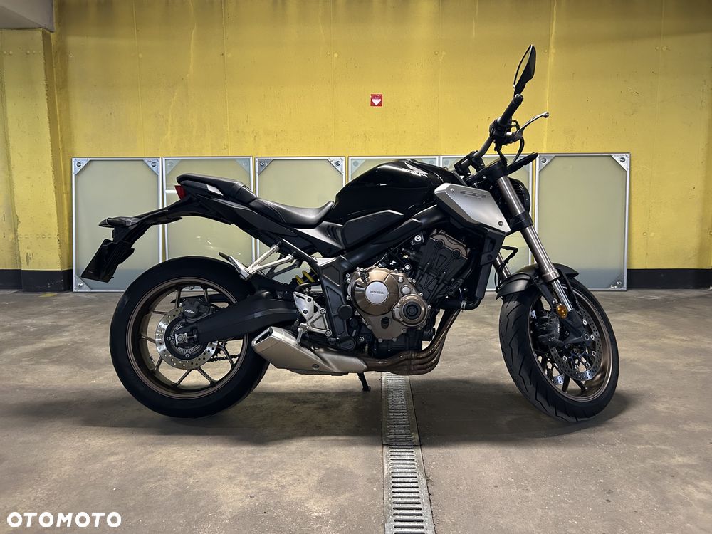 Honda CB - 6