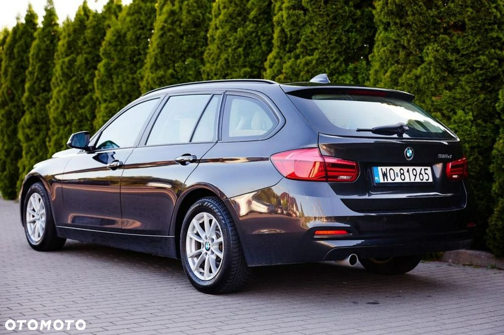 BMW Seria 3 318d Edition Luxury Line Purity - 3