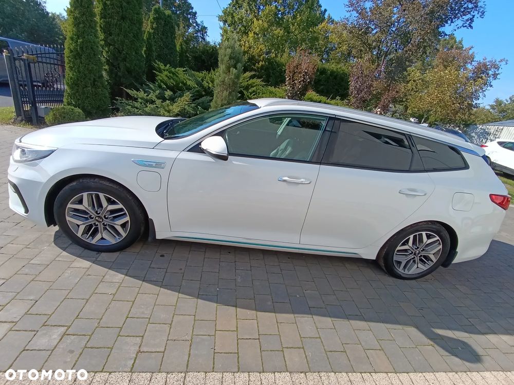 Kia Optima Plug-in Hybrid - 9