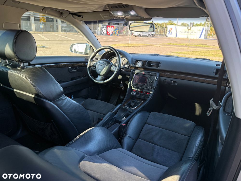 Audi A4 Avant - 20