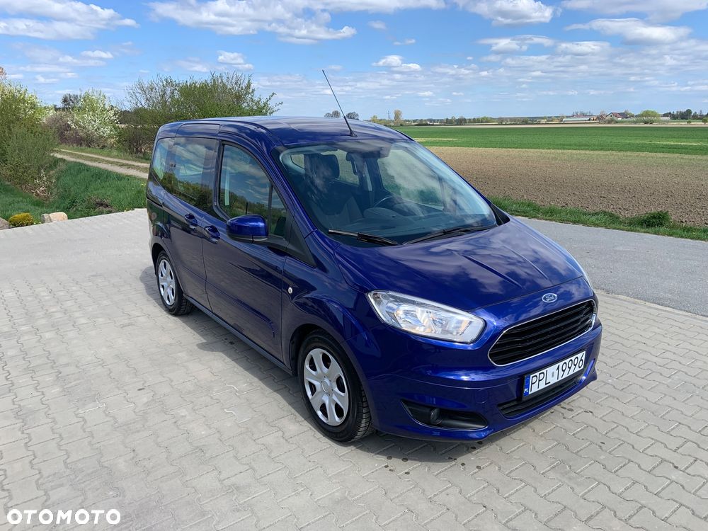 Ford Tourneo Courier 1.0 EcoBoost Ambiente - 4