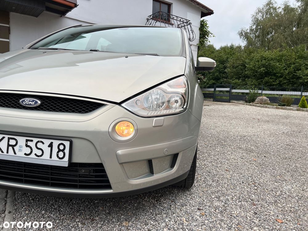 Ford S-Max 2.0 TDCi Titanium - 4
