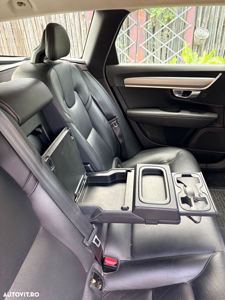 Volvo V90 D3 Momentum - 17