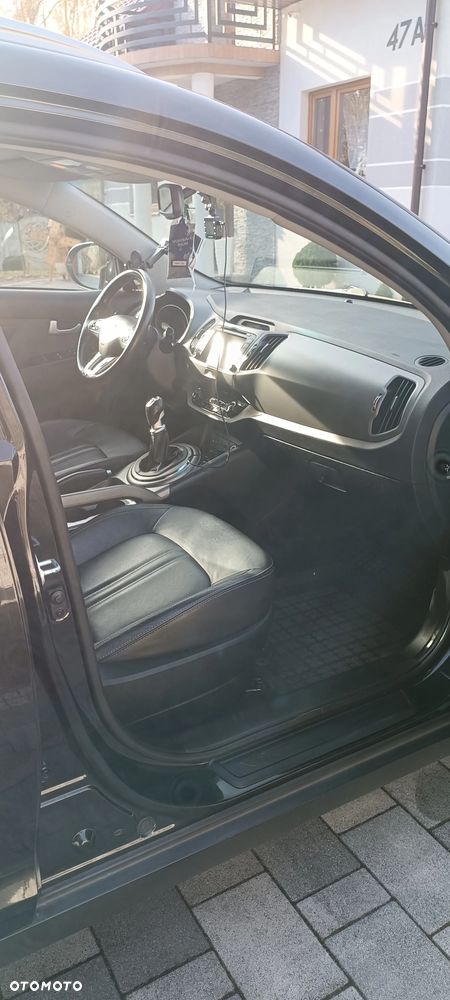 Kia Sportage 2.0 CRDI M AWD - 6