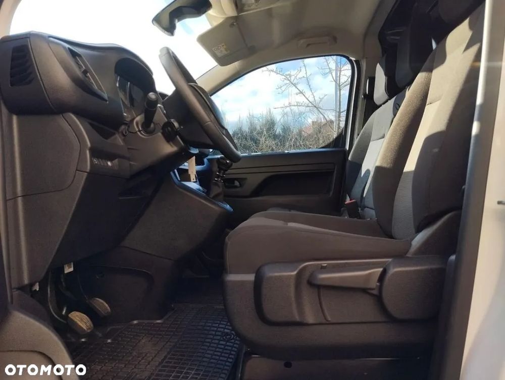 Opel Vivaro Lang - 36