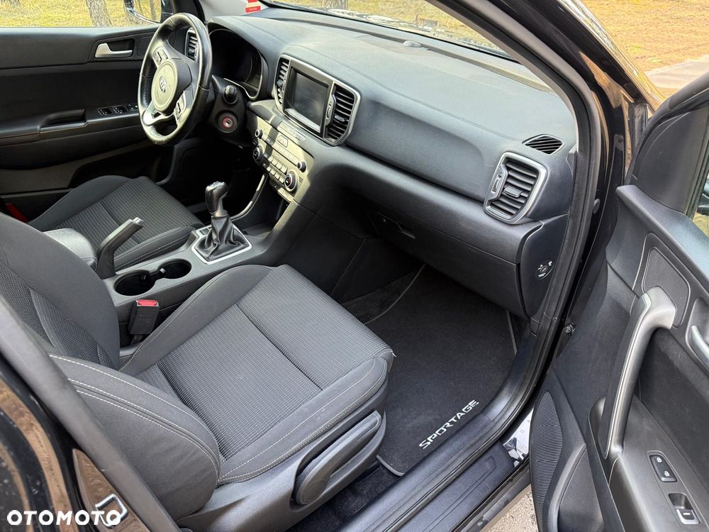 Kia Sportage 1.6 GDI 2WD DREAM-TEAM EDITION - 11