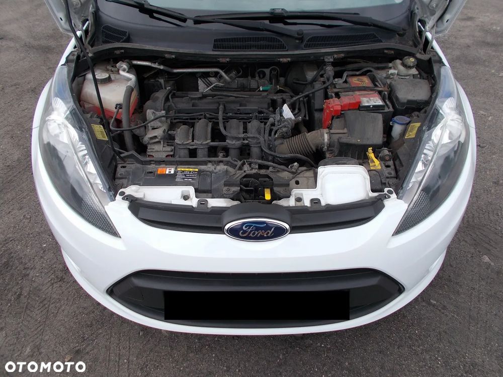 Ford Fiesta 1.25 Celebration - 10
