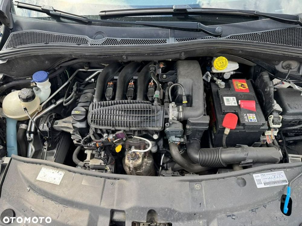 Peugeot 2008 - 16