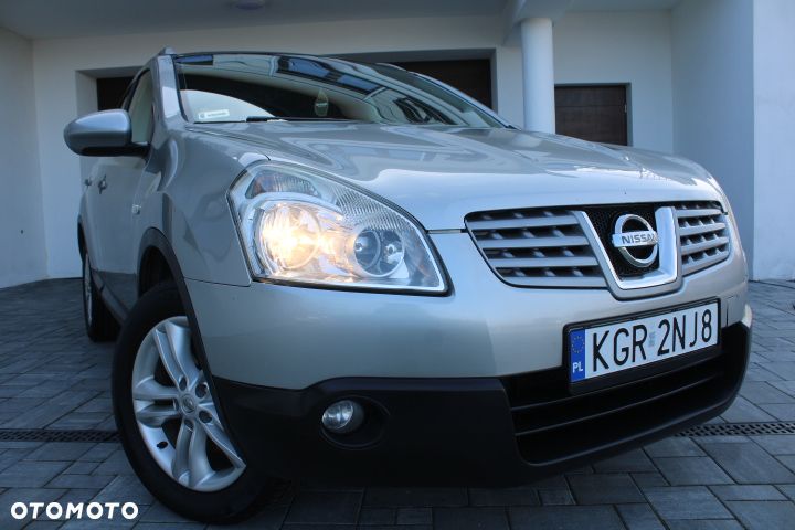 Nissan Qashqai 2.0 4x4 Tekna - 2