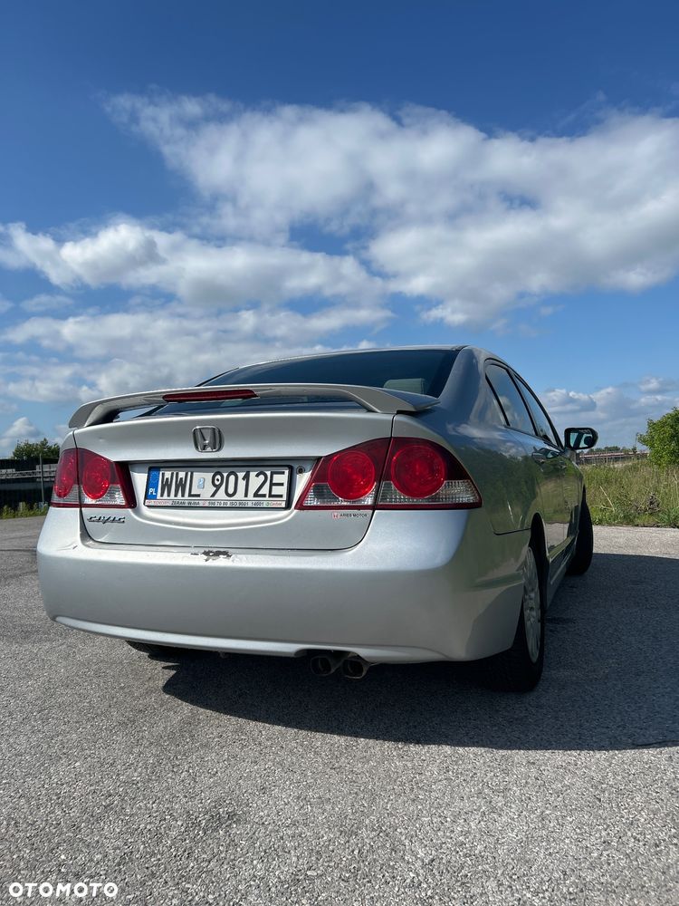 Honda Civic 1.8 Comfort - 15
