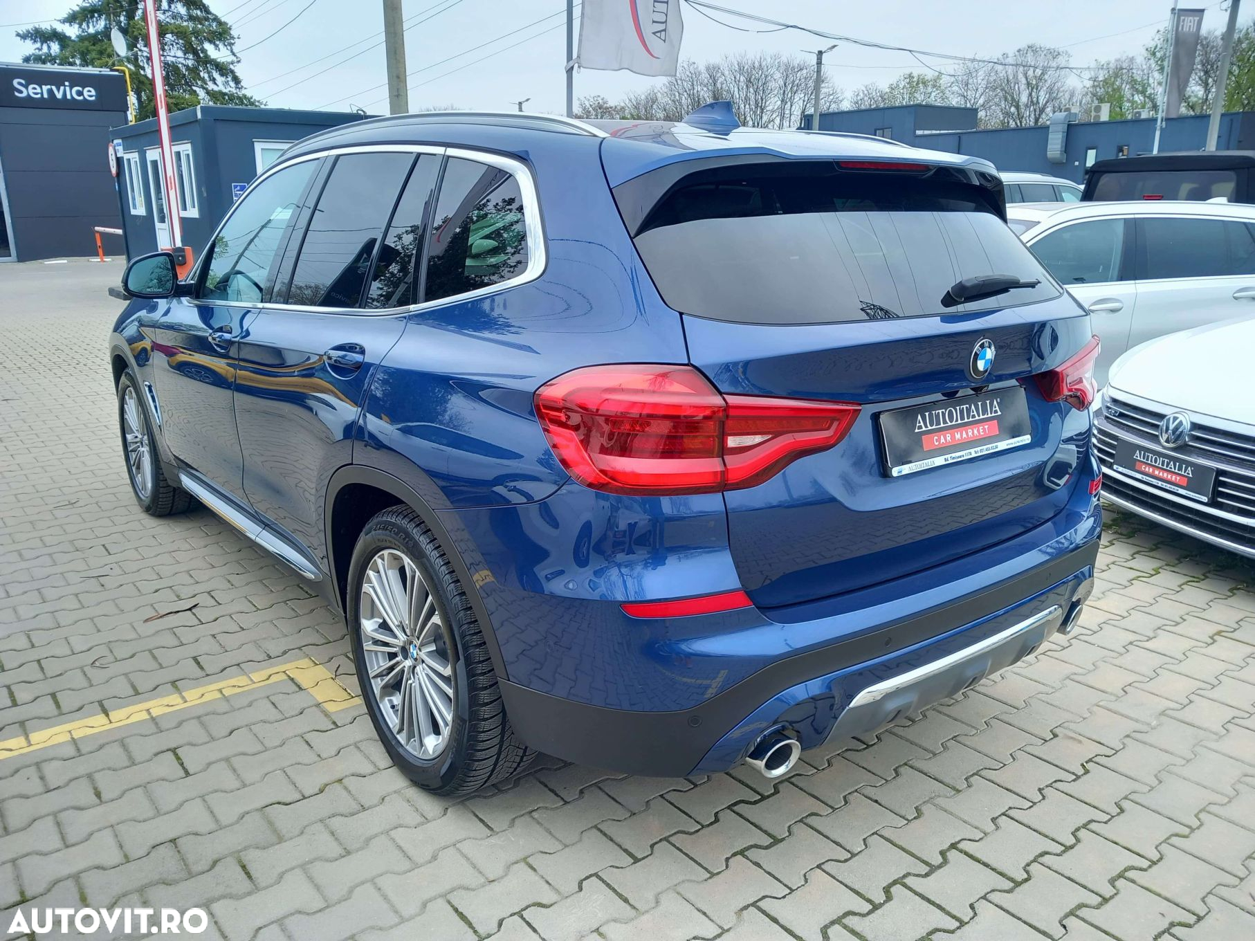 BMW X3 xDrive20d AT Luxury Line - 4