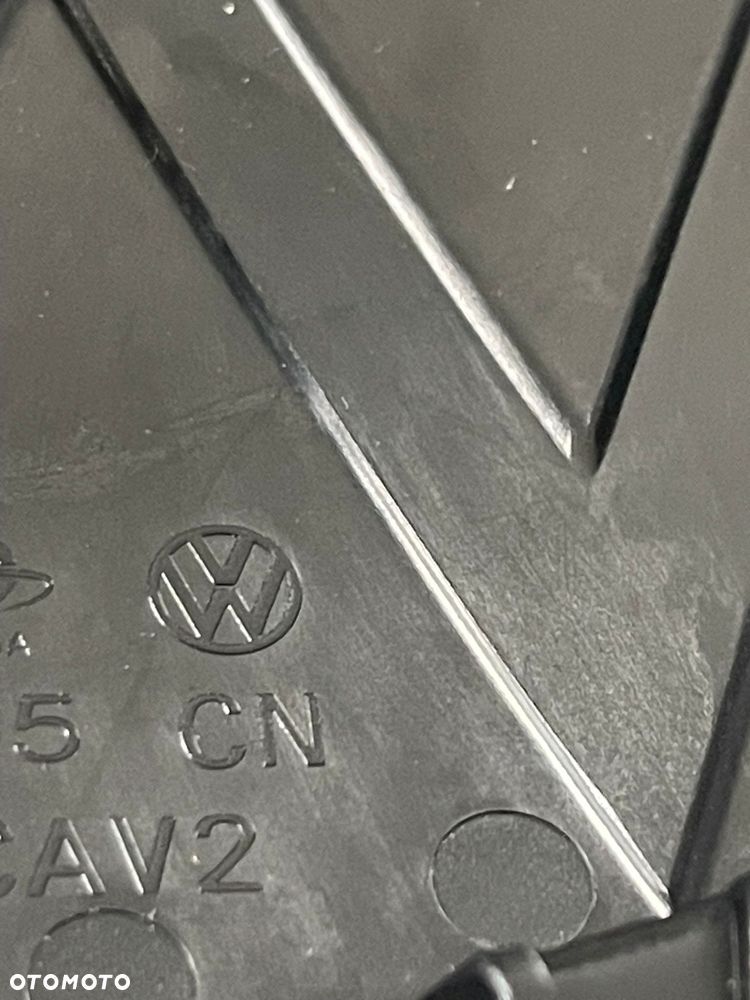 VW ARTEON GOLF VII GOLF SPORTSVAN JETTA PASSAT B8 TOURAN II  EMBLEMAT ZNACZEK LOGO POD RADAR  NOWY - 5