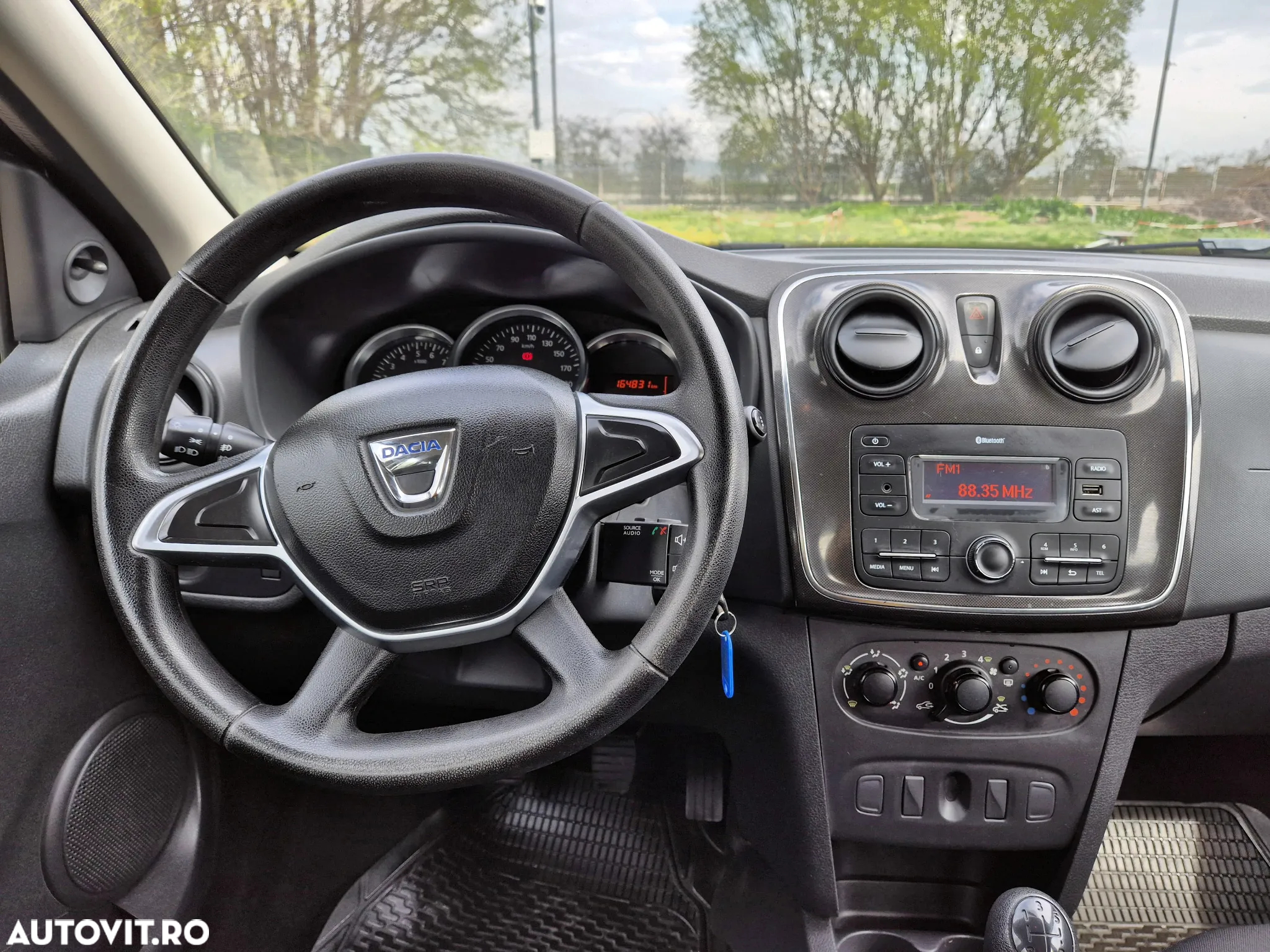 Dacia Logan 1.0 SCe Laureate - 17