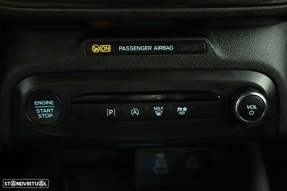 Ford Focus 1.0 EcoBoost MHEV ST-Line X - 13