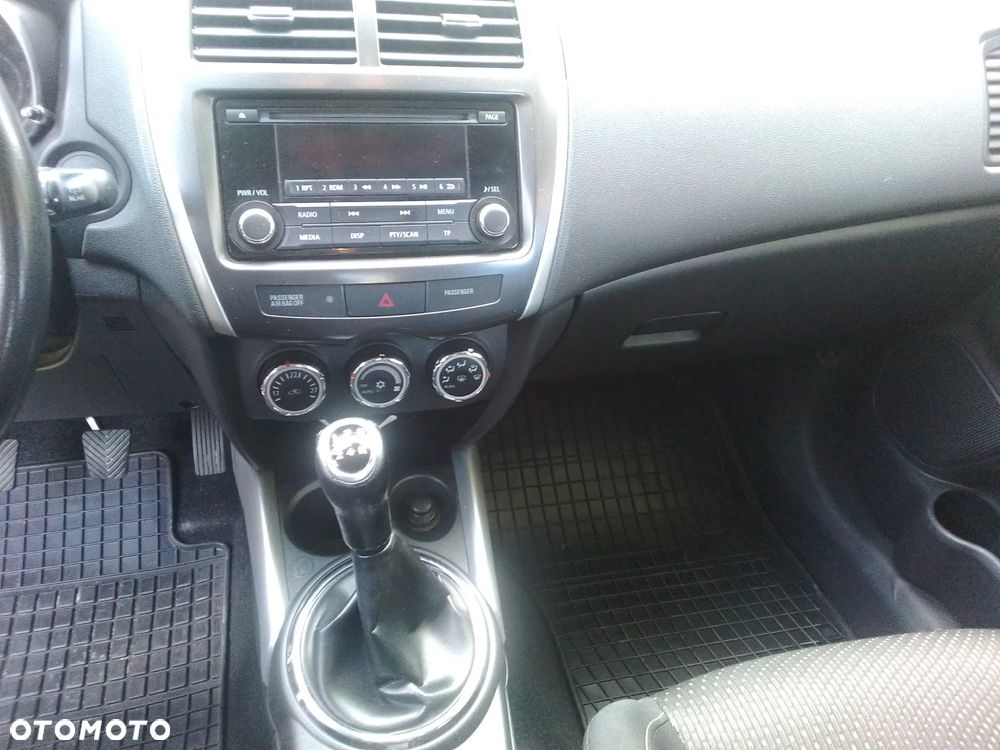 Mitsubishi ASX 1.6 Invite - 12